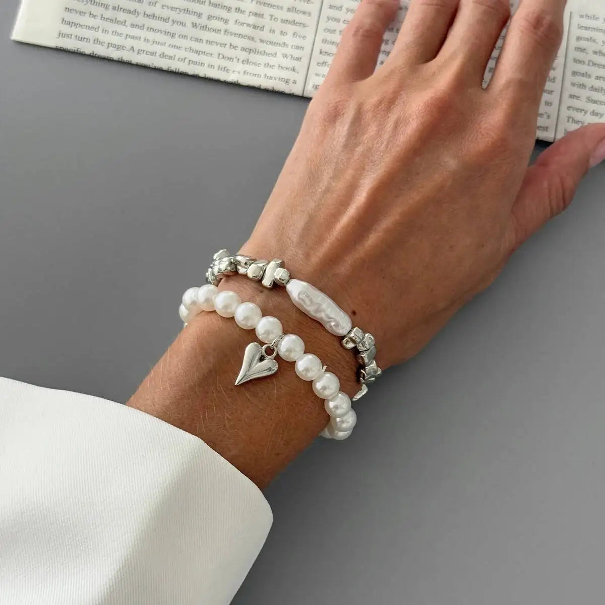 Elegant Imitation Pearl Bracelet