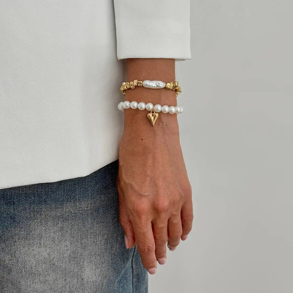 Elegant Imitation Pearl Bracelet